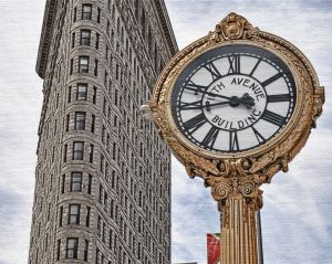 0747flatironclocktyttmiddle.jpg